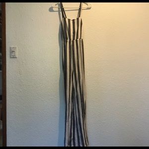 FOREVER 21 🤍🖤 STRIPED ROMPER PANTS JUMPSUIT